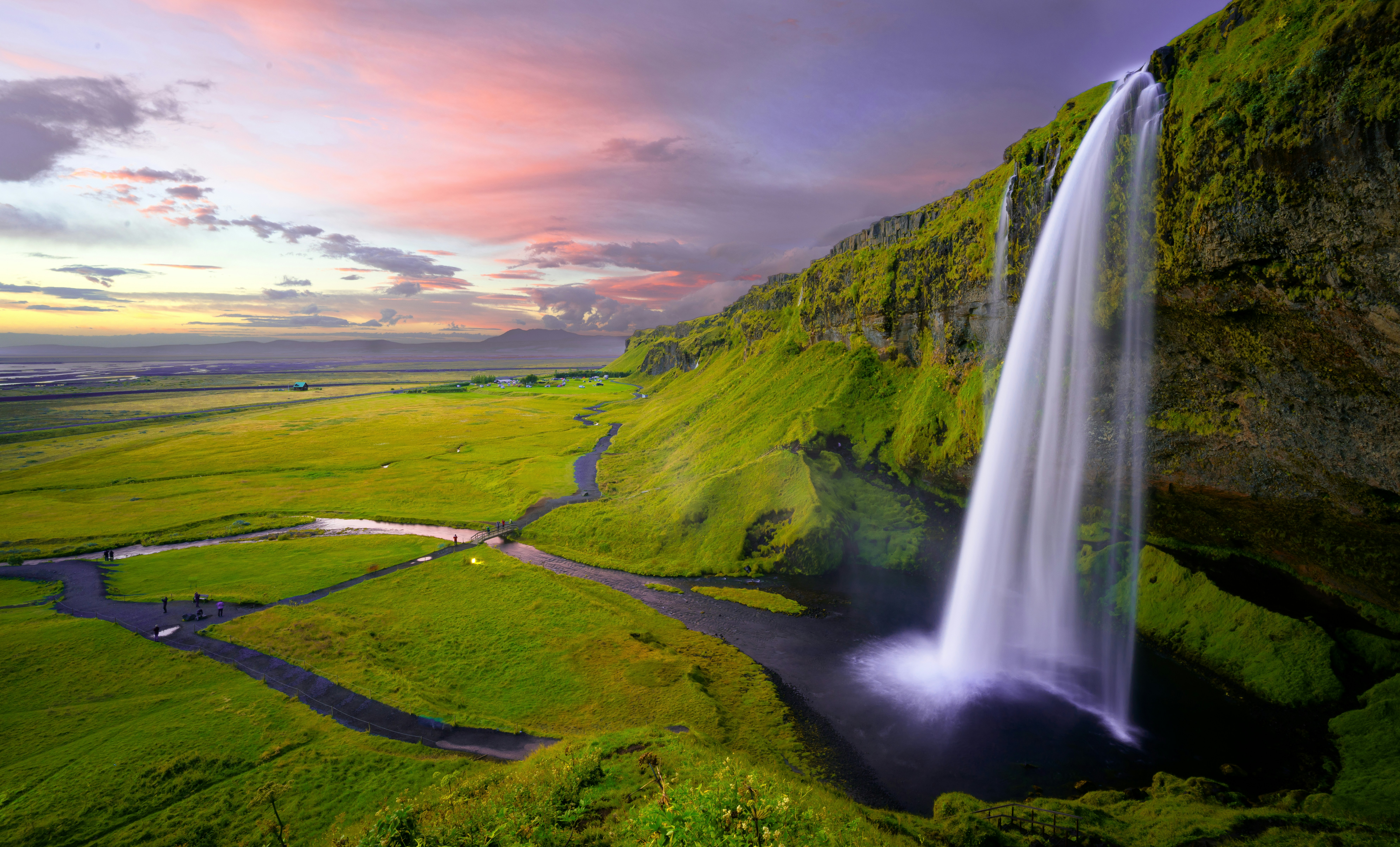 Sustainable Development on Newfoundland versus Iceland